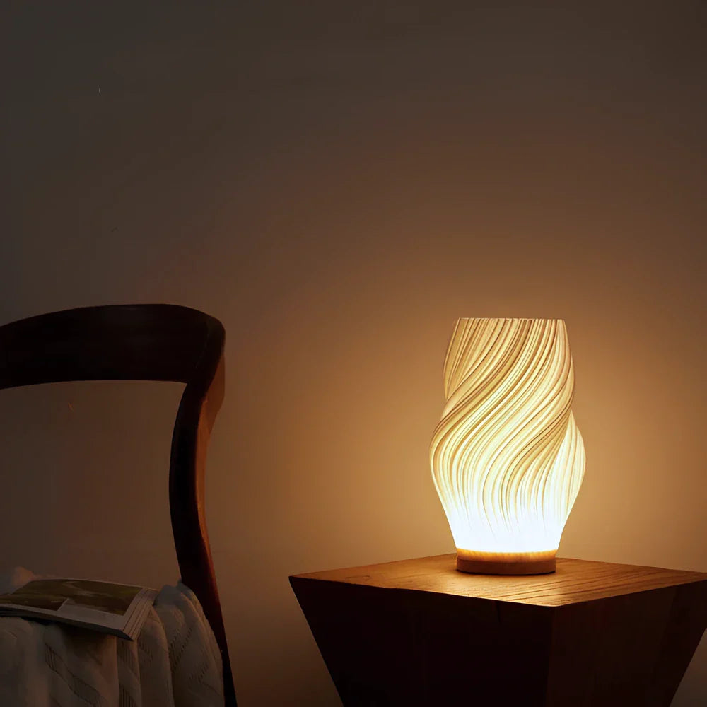 LED Tischlampe Holz – Wellen / Wirbel / Wolken Design, Dimmbar, USB
