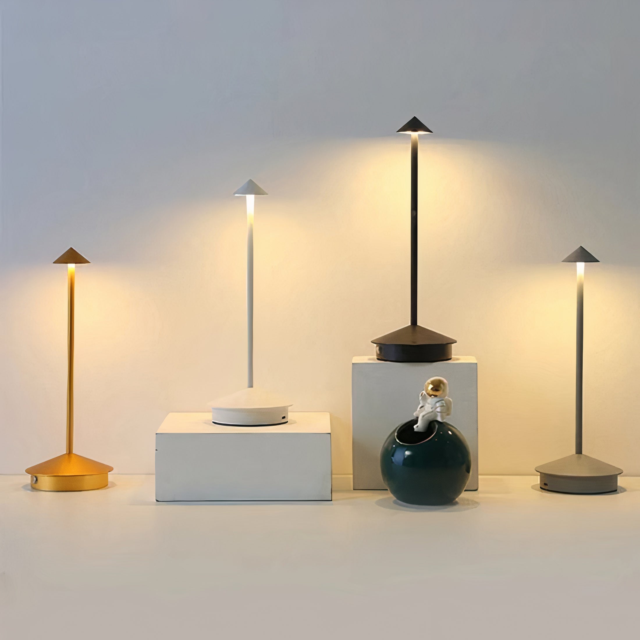 Moderne Tischlampe Skandinavisch, Warmes Licht, Kompaktes Design