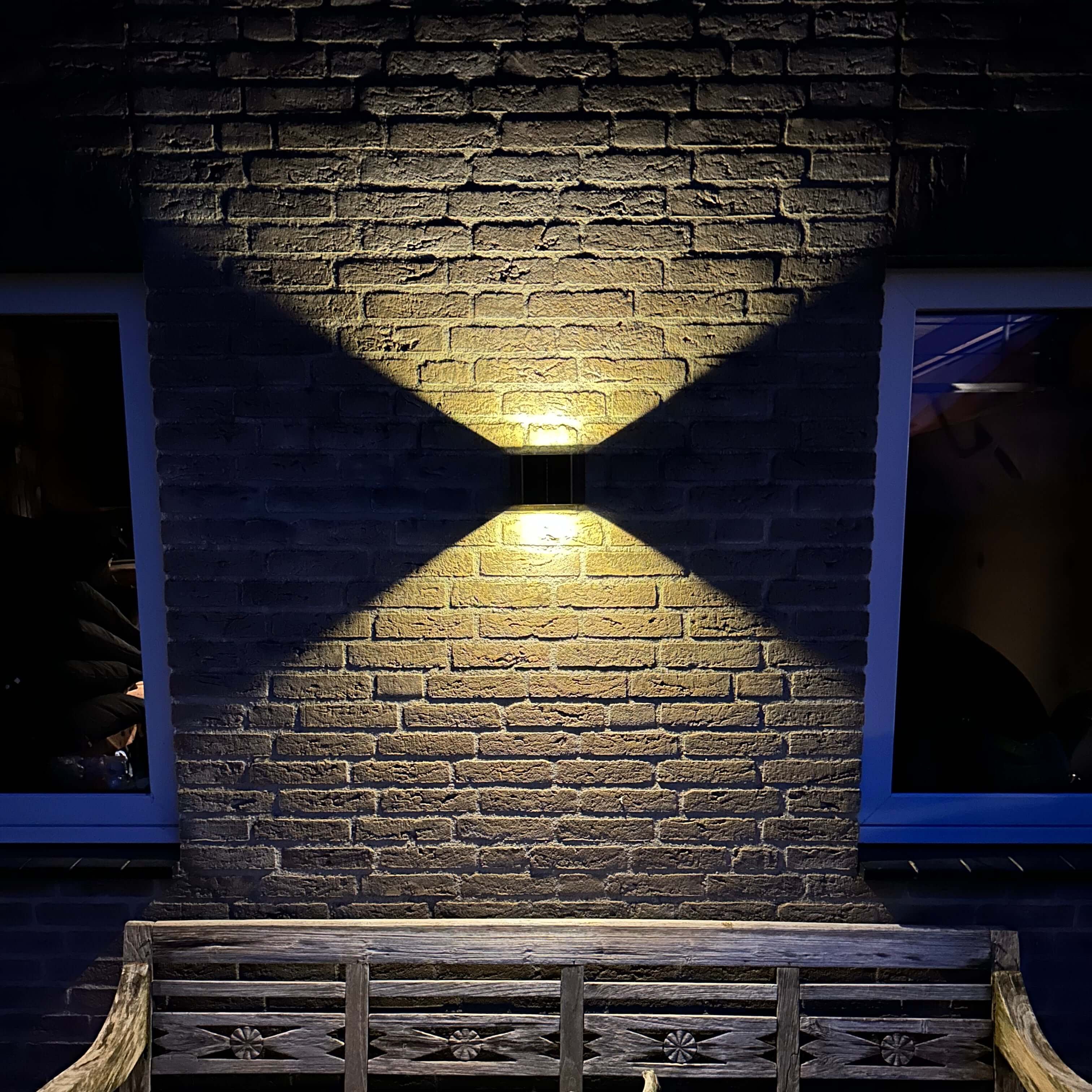 LED Außenwandleuchte Schwarz IP65, Moderne Wandlampe Außen Warmweiß