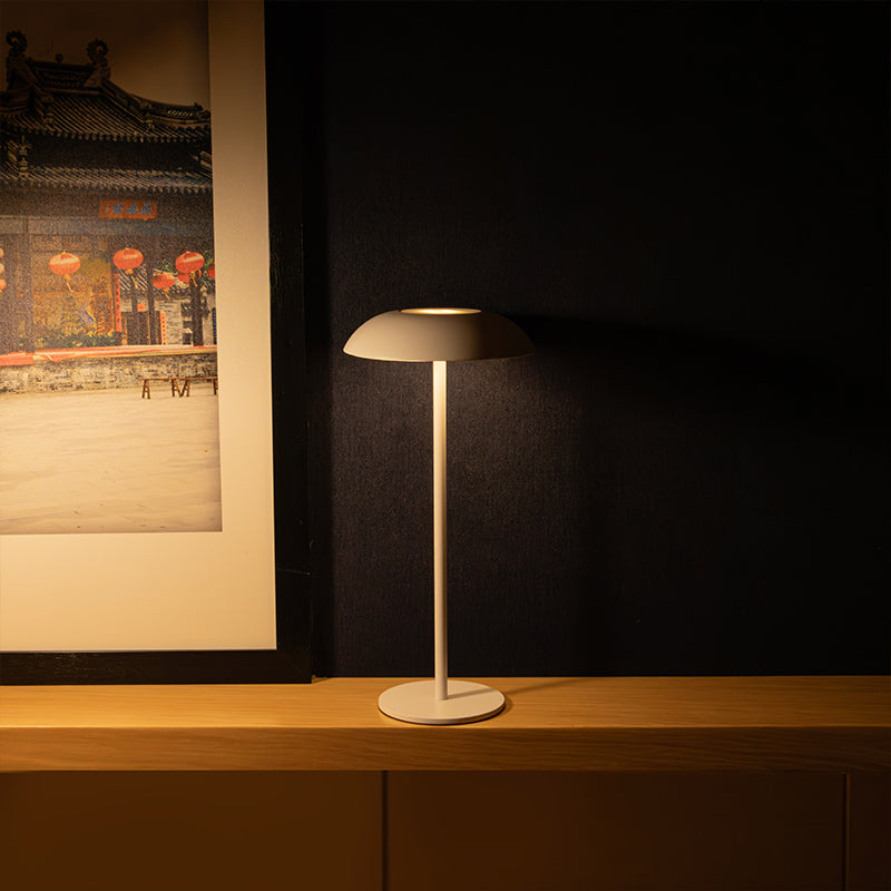 Kabellose LED Tischlampe Metall, Akku, Touch dimmbar, USB-C
