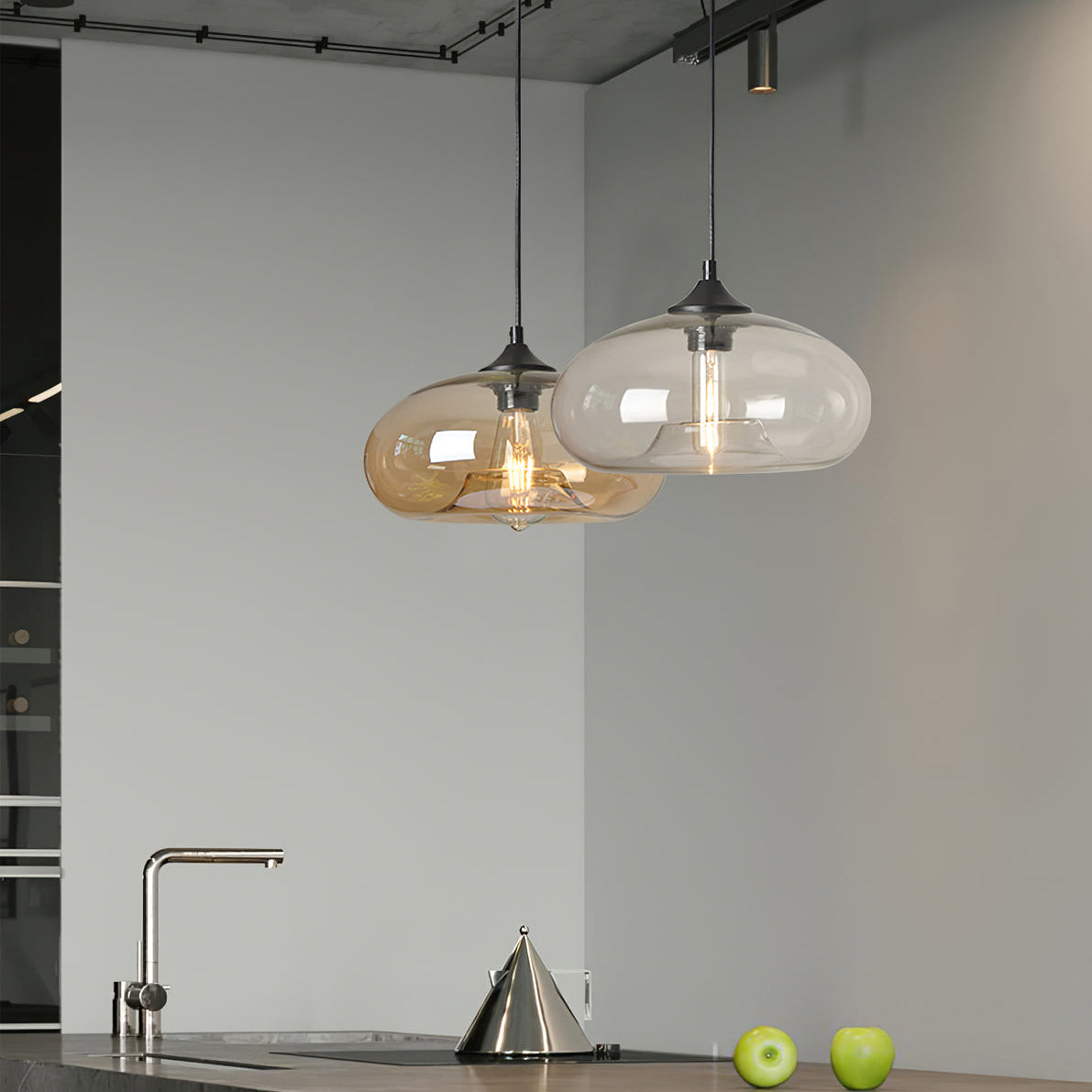 Glas Pendelleuchte Oval, Mundgeblasenes Design E27