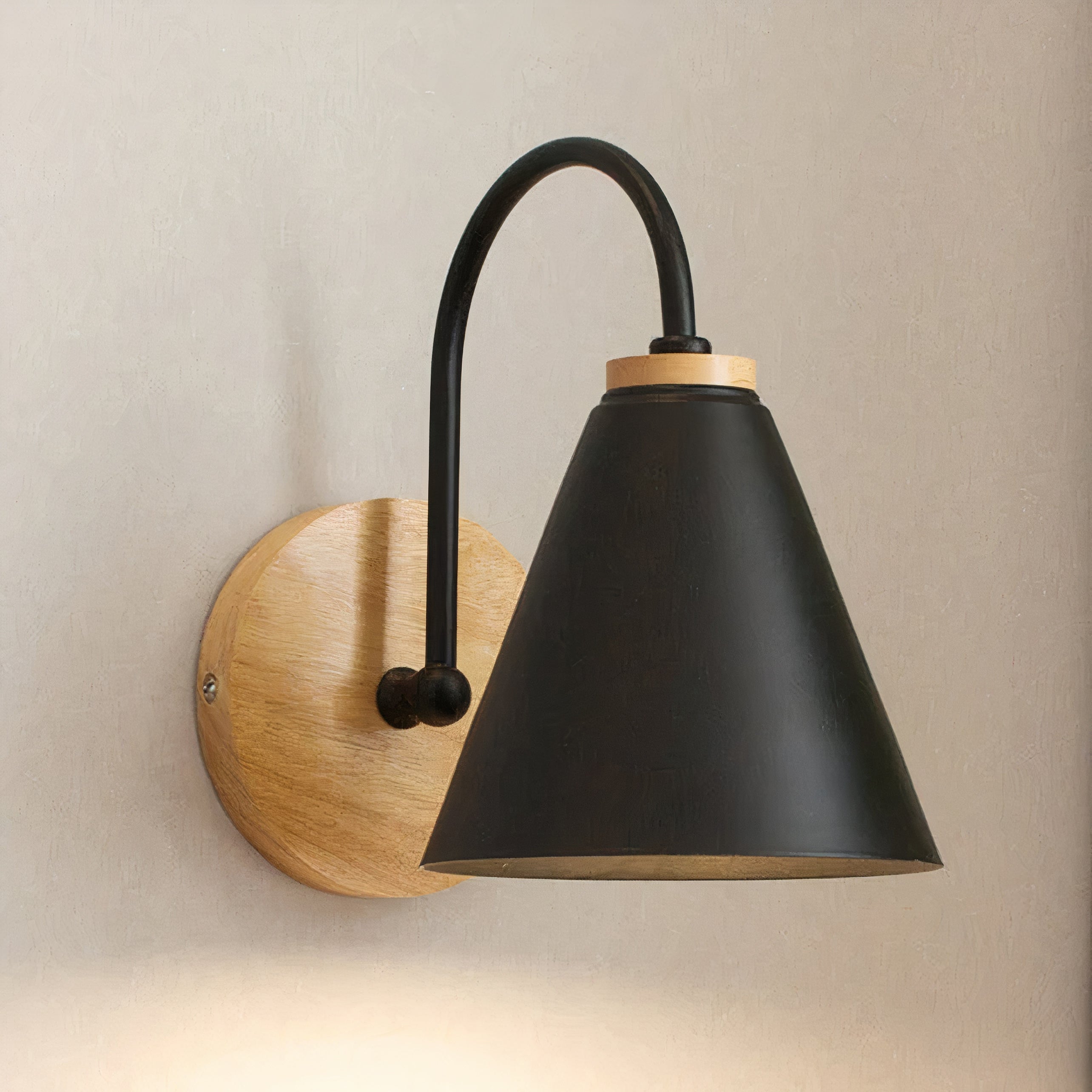 Moderne Wandlampe aus Metall, Nordisches minimalistisches Design