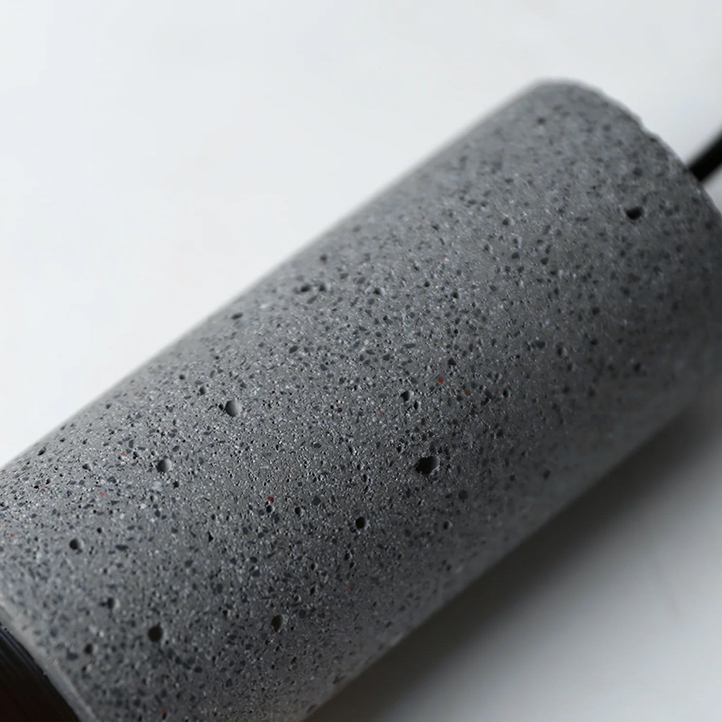 Hängelampe Beton Metall Schwarz, Industrielle Pendelleuchte Drahtkäfig