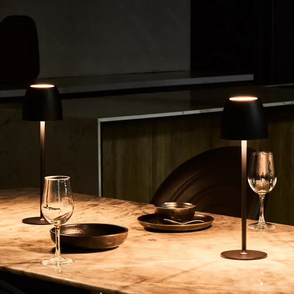 Kabellose LED Tischlampe mit Akku – Dimmbar, IP54, Metall, bis zu 24h