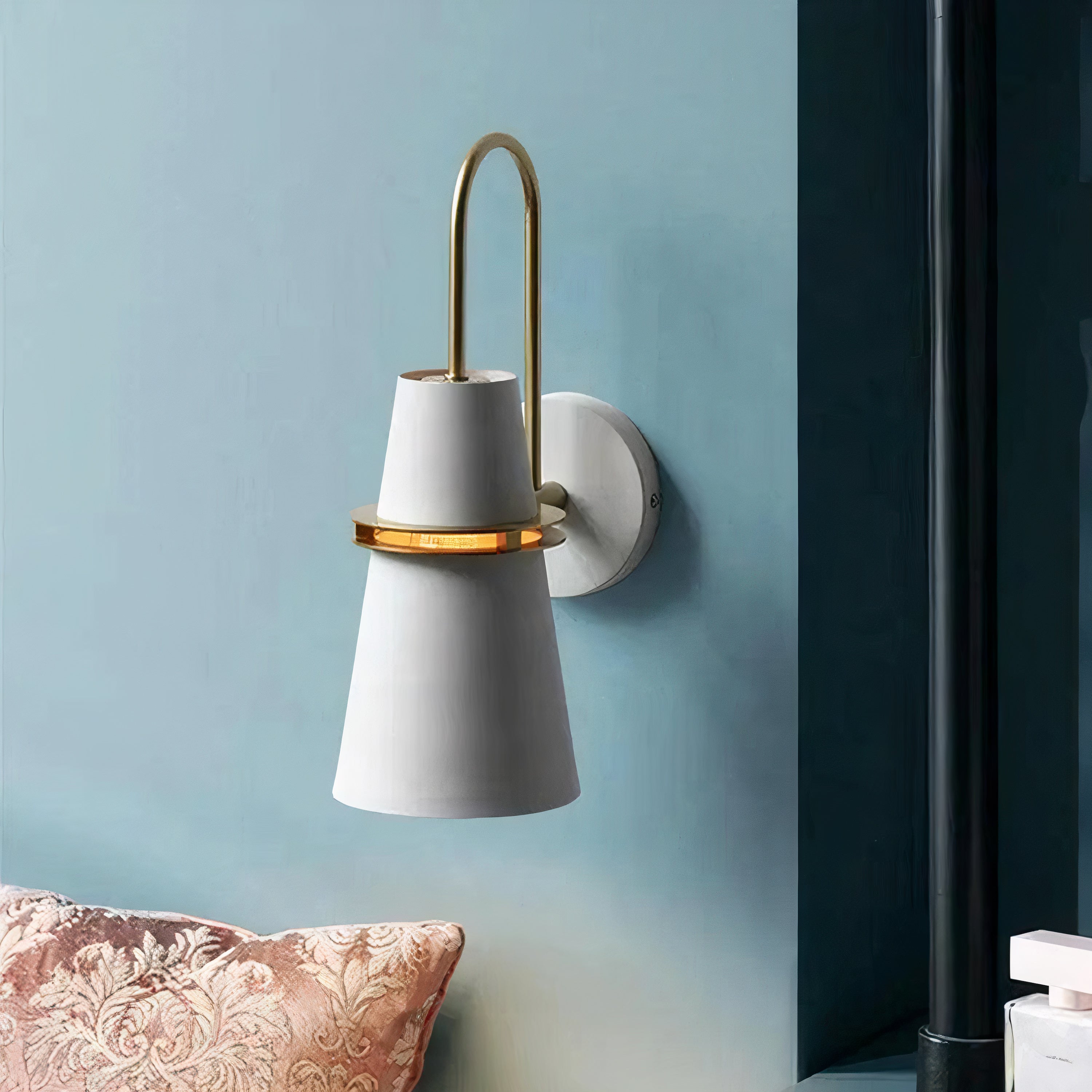 Moderne Wandlampe aus Metall, Skandinavisches Design, Schwarz / Weiß / Blau, E27