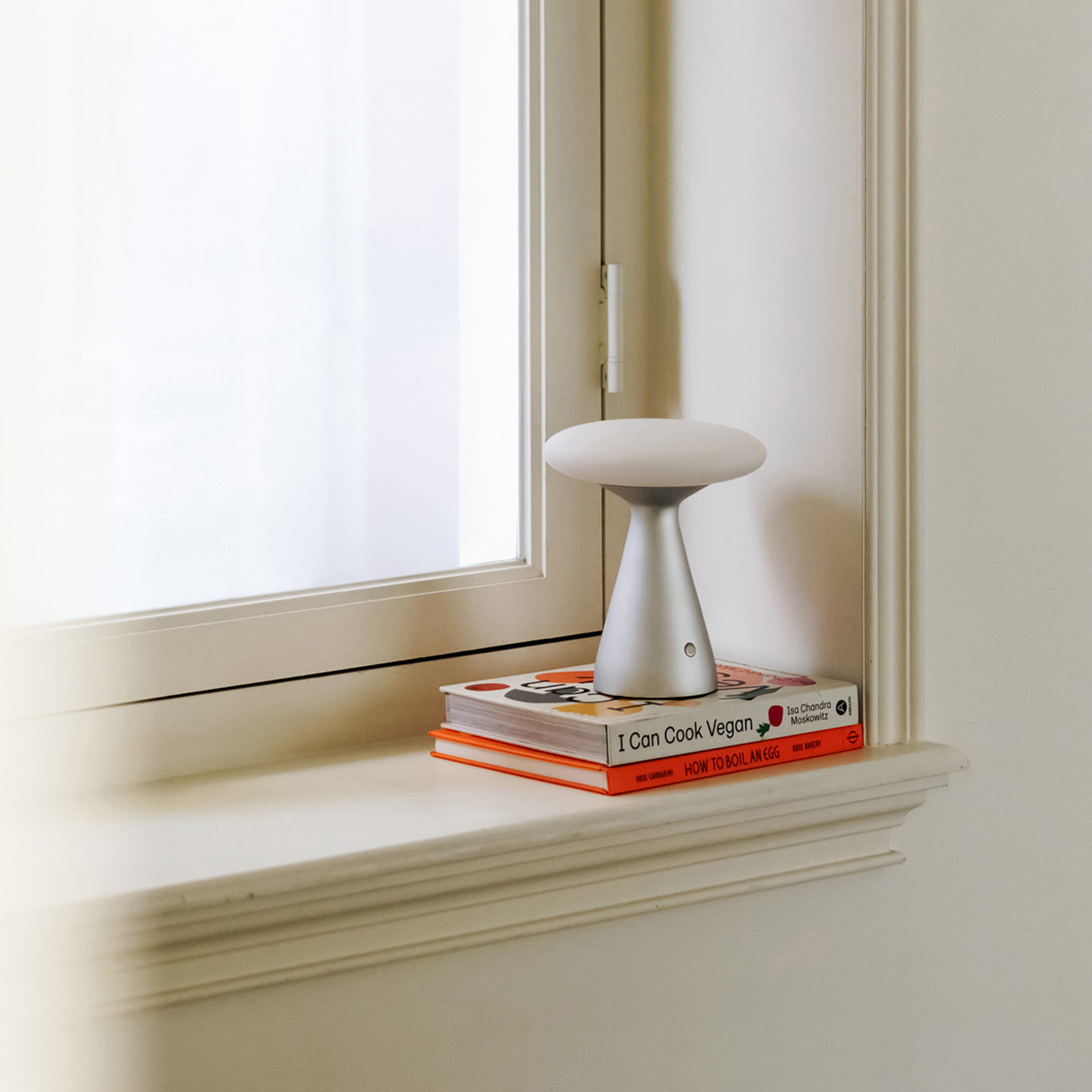 Tischlampe Modern, Minimalistisches Design Dimmbar Warmweiß