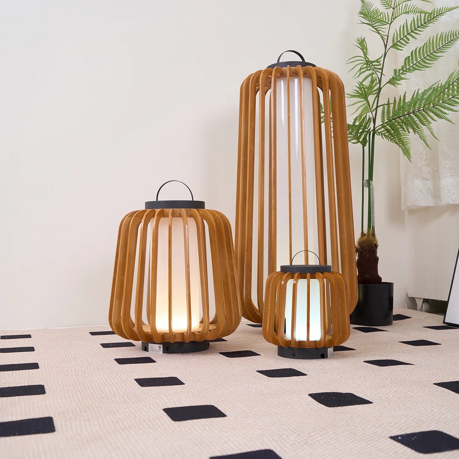 Outdoor Tischleuchte Wiederaufladbar, Kabelloses Design LED Dimmbar