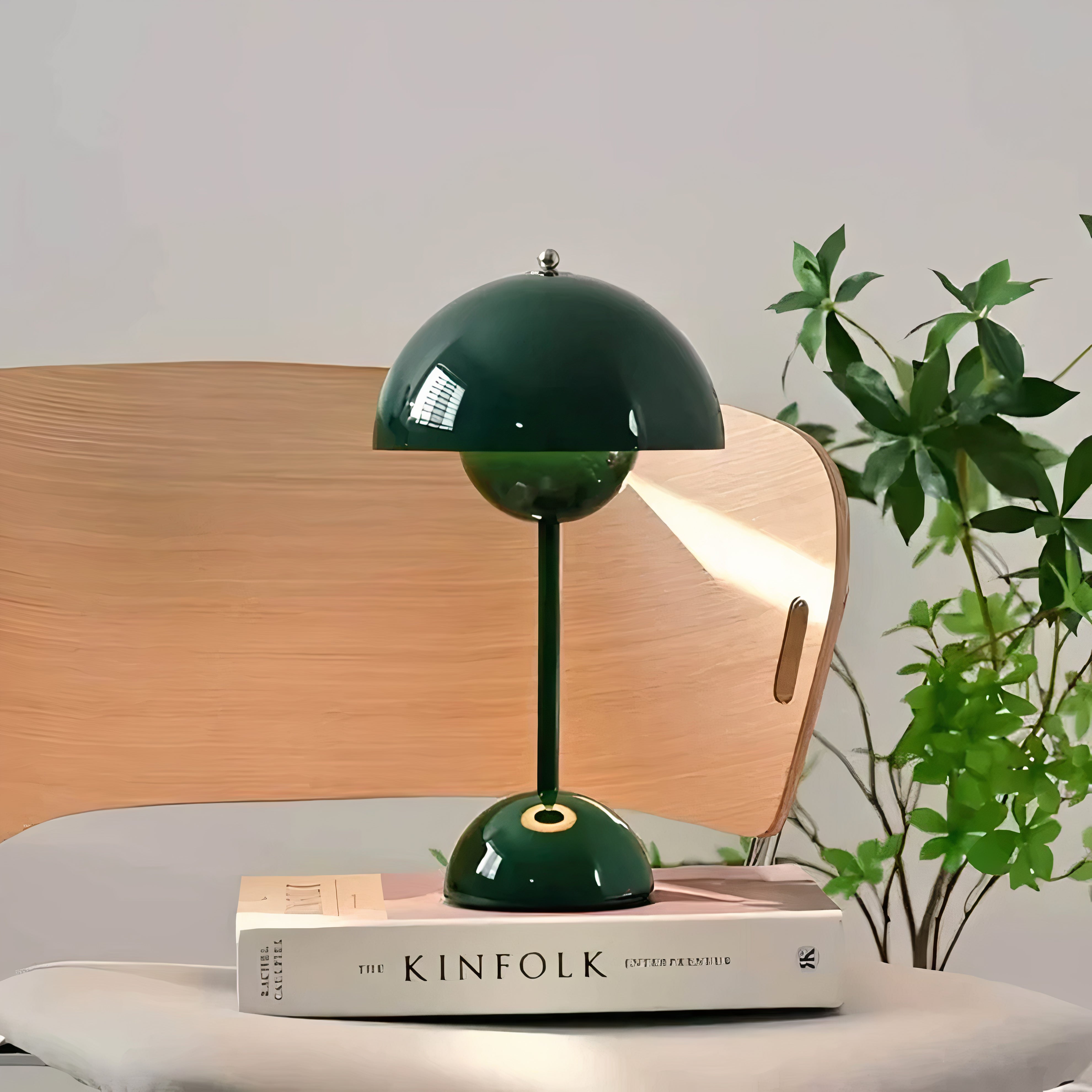 Skandinavische LED Tischlampe Metall – Dimmbar & Kabellos, Modernes Design