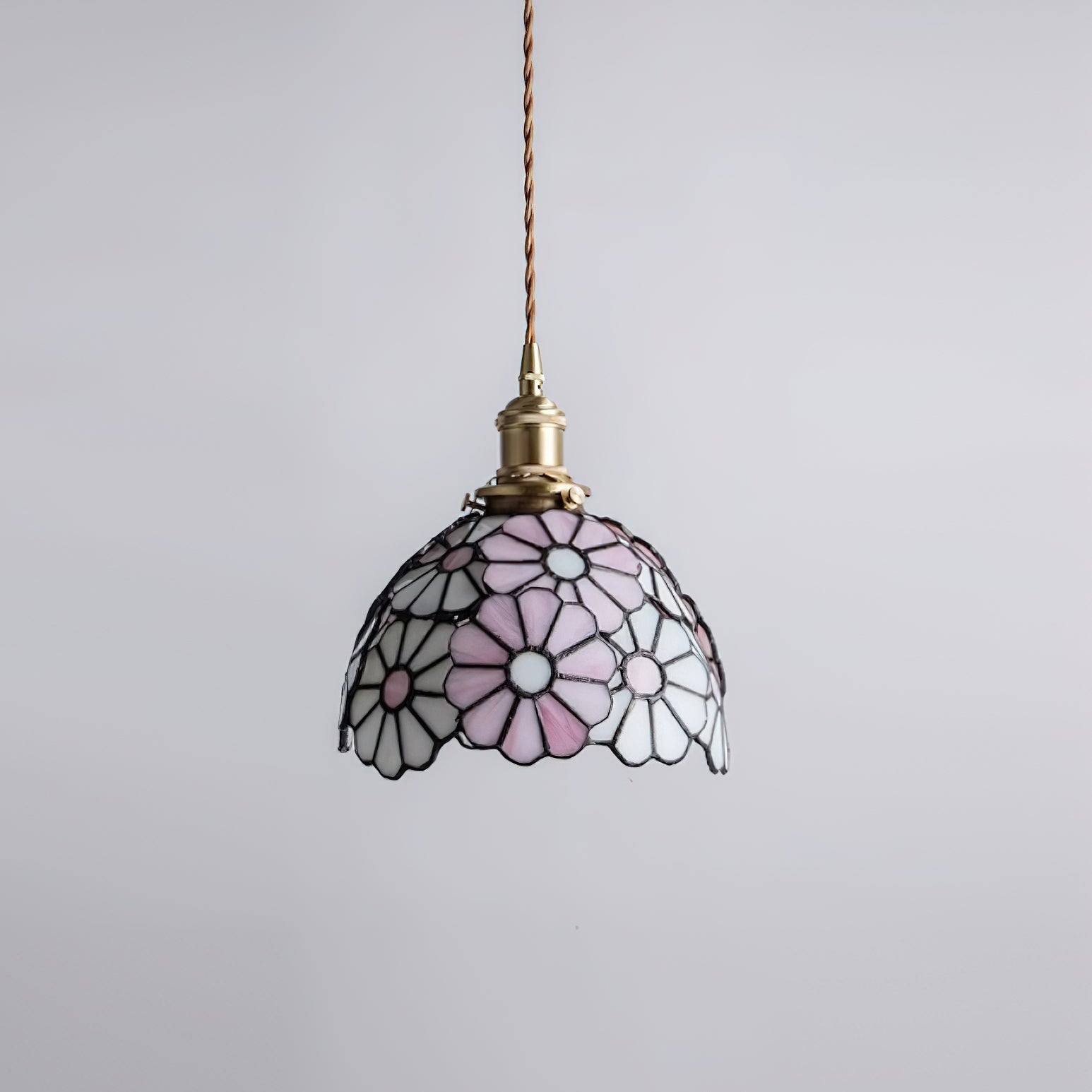 Buntglas Pendelleuchte Blumenform, Handgefertigt aus Messing, Vintage Dimmbar