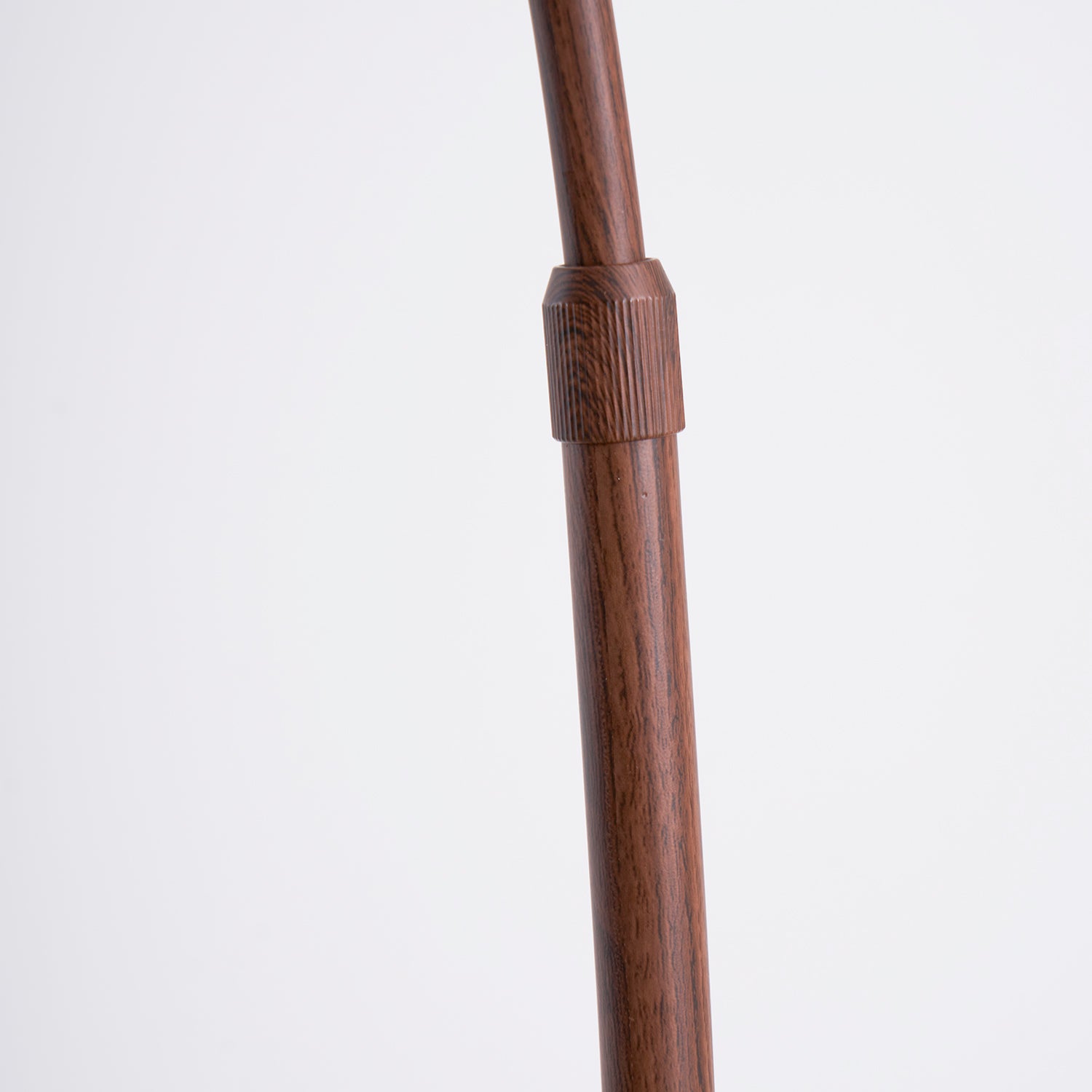 Bogen Stehlampe Holzoptik, Design Stehleuchte Verstellbar E27