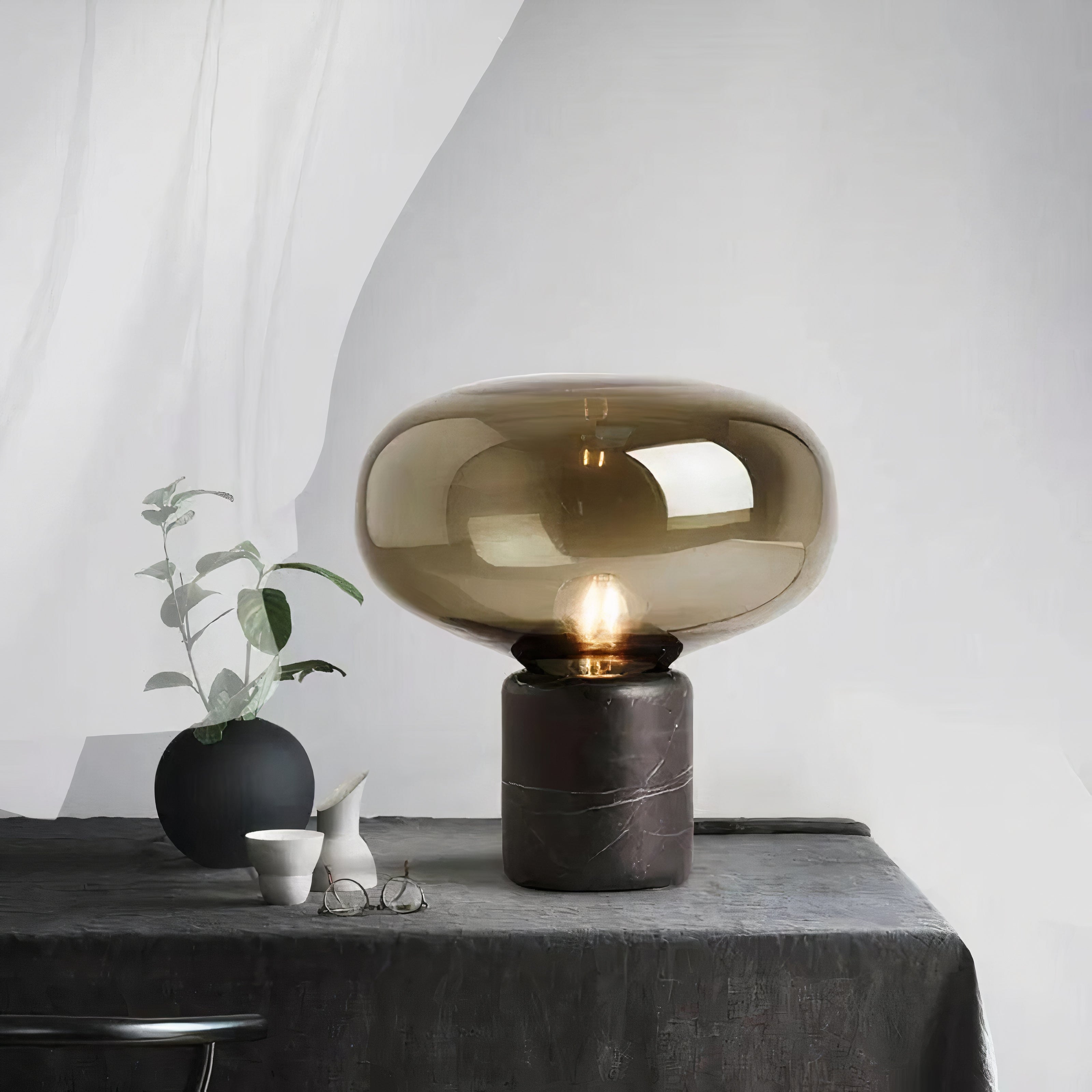 Tischlampe Amber Glas mit Marmor, Warmes Licht, E27