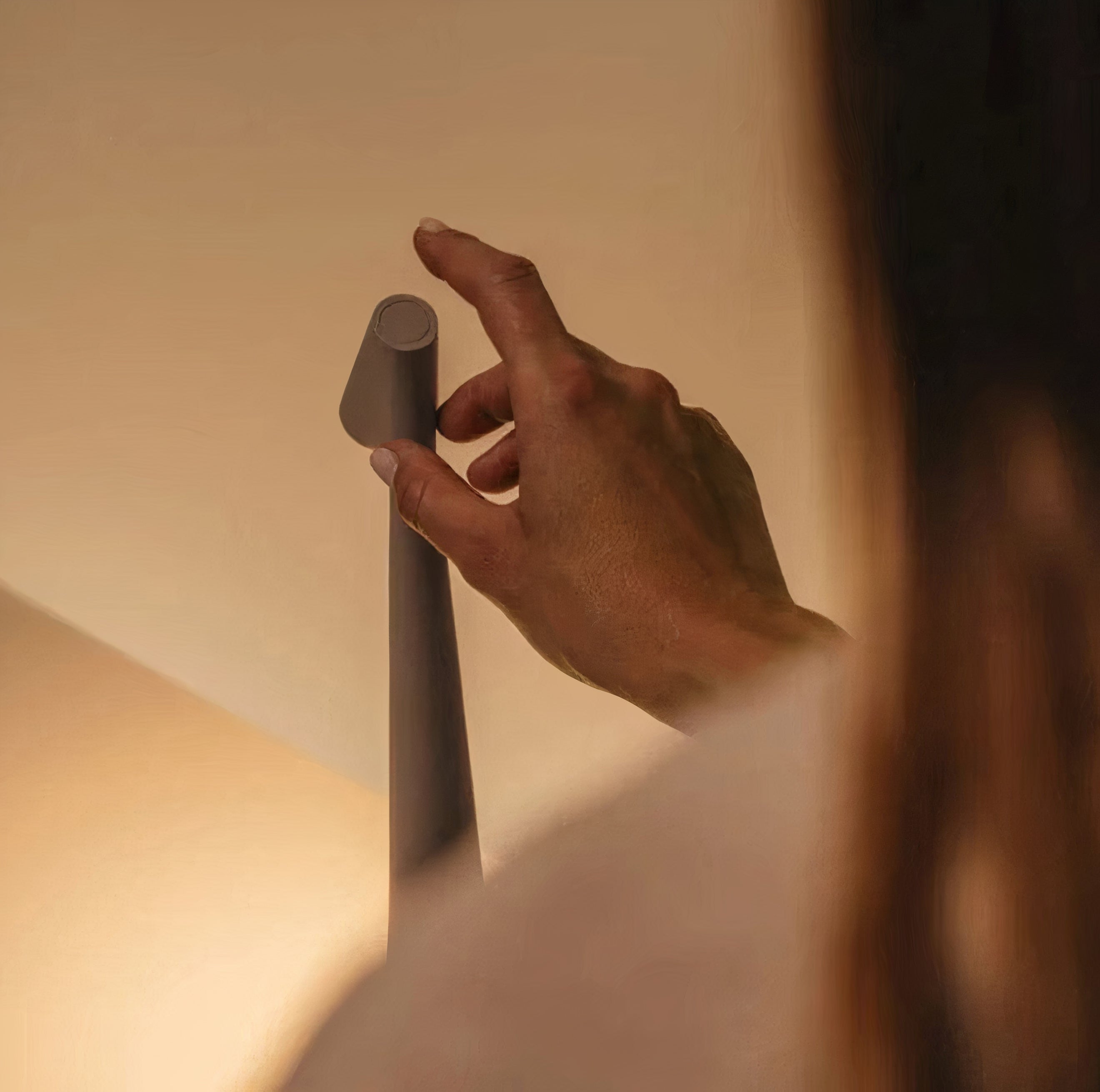 Kabellose LED Tischlampe mit Akku, Dimmbar, Holz Design, USB-C