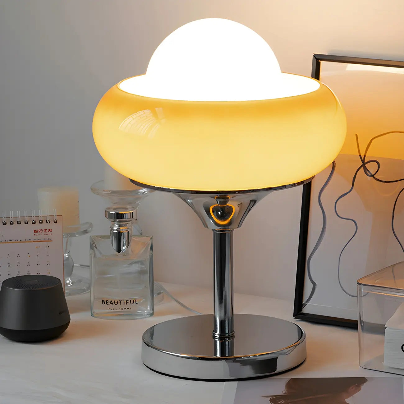 Bauhaus Tischlampe Glas Metall, Moderne Design Tischleuchte