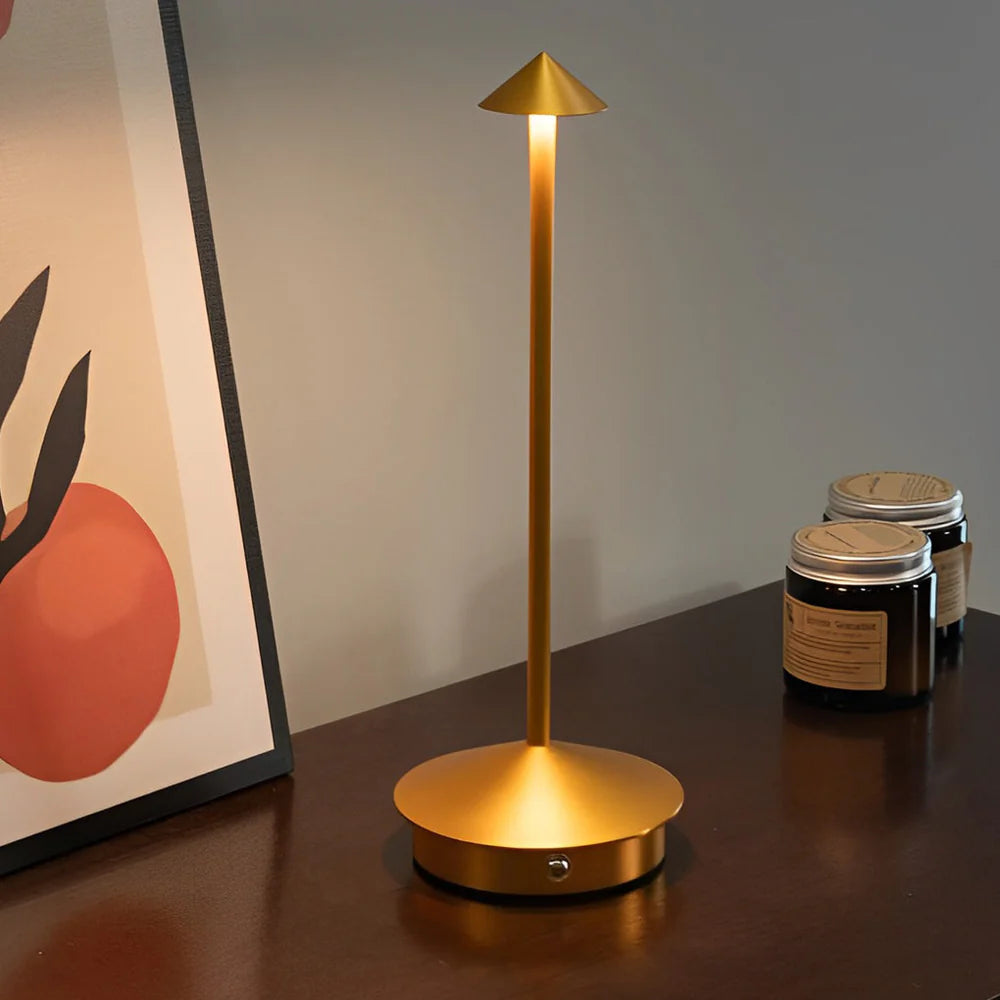 Moderne Tischlampe Skandinavisch, Warmes Licht, Kompaktes Design