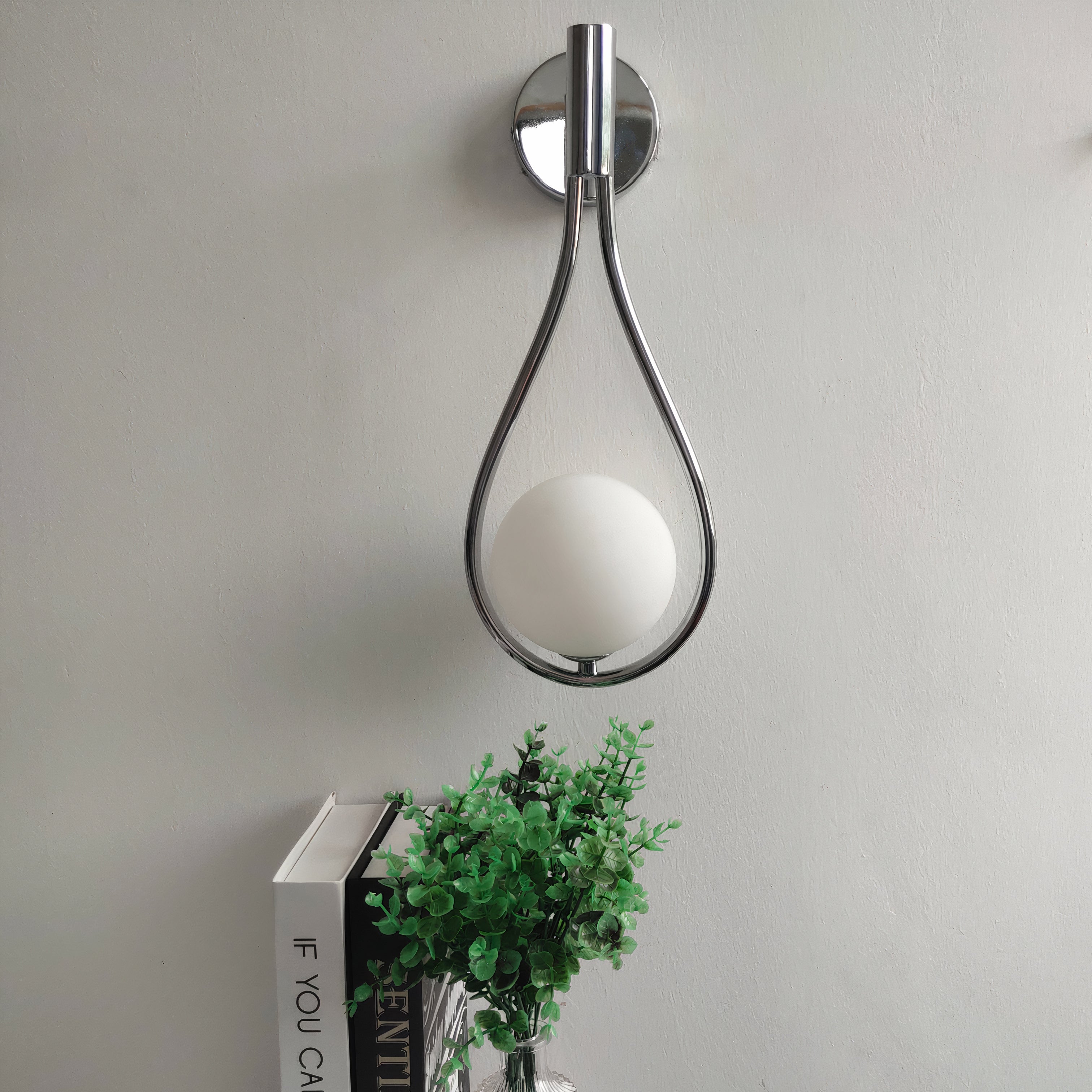 Moderne Wandleuchte im nordischen Stil