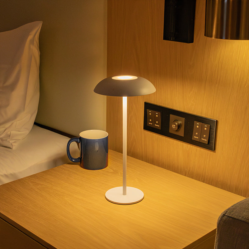 Kabellose LED Tischlampe Metall, Akku, Touch dimmbar, USB-C