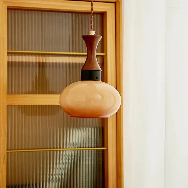 Retro-Pendelleuchte aus farbigem Glas und Holz