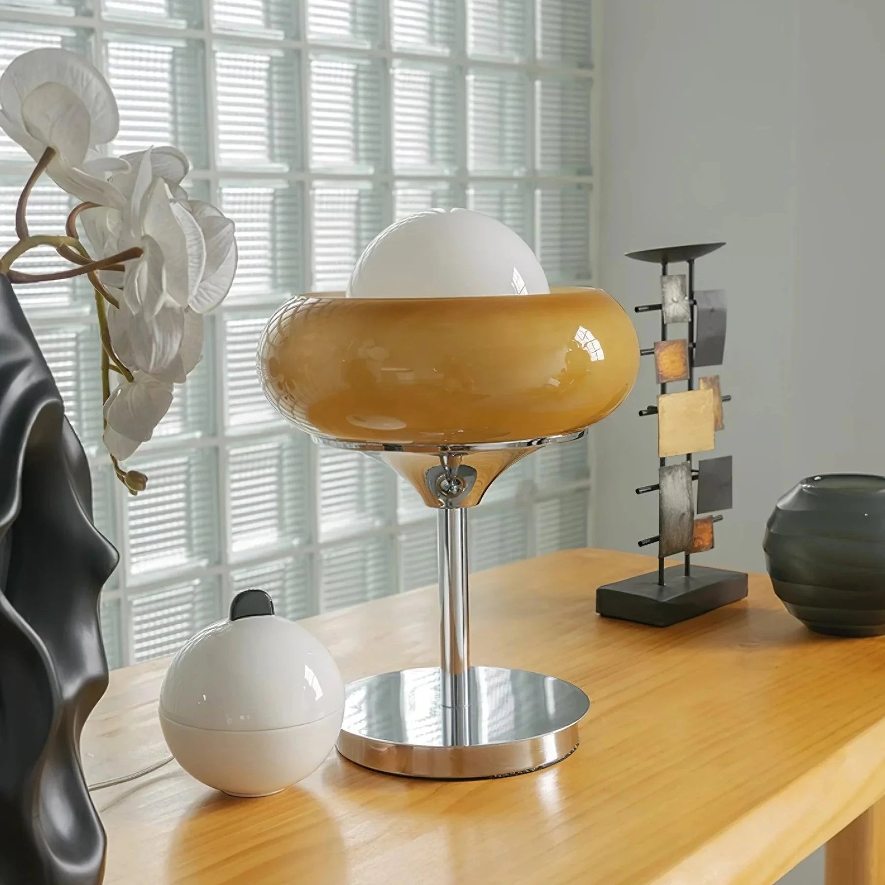 Bauhaus Tischlampe Glas Metall, Moderne Design Tischleuchte