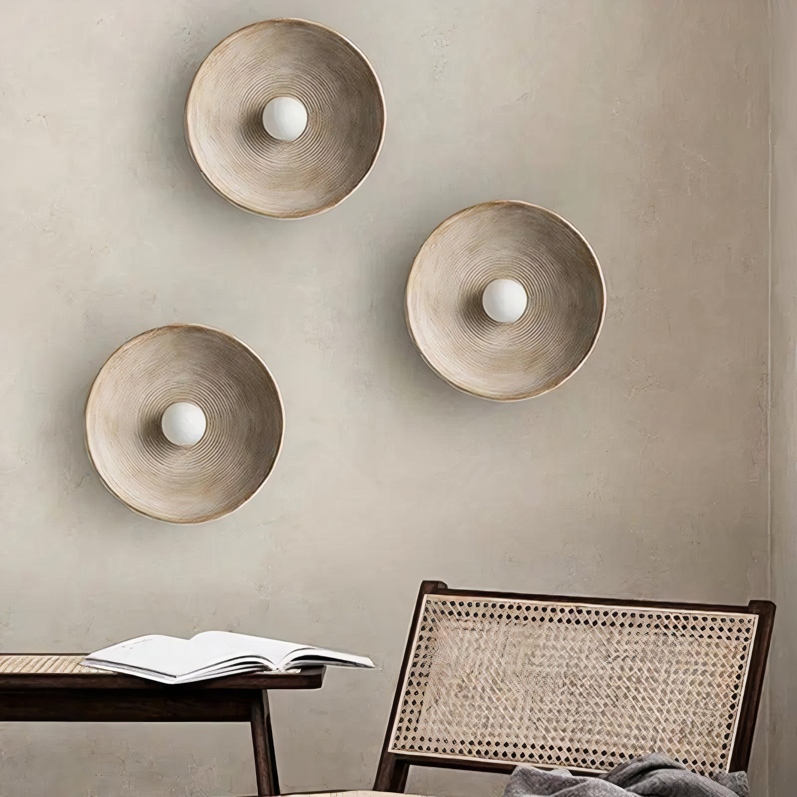 Moderne Retro Wandlampe aus Harz – Nordisches Design, Weiß oder Braun
