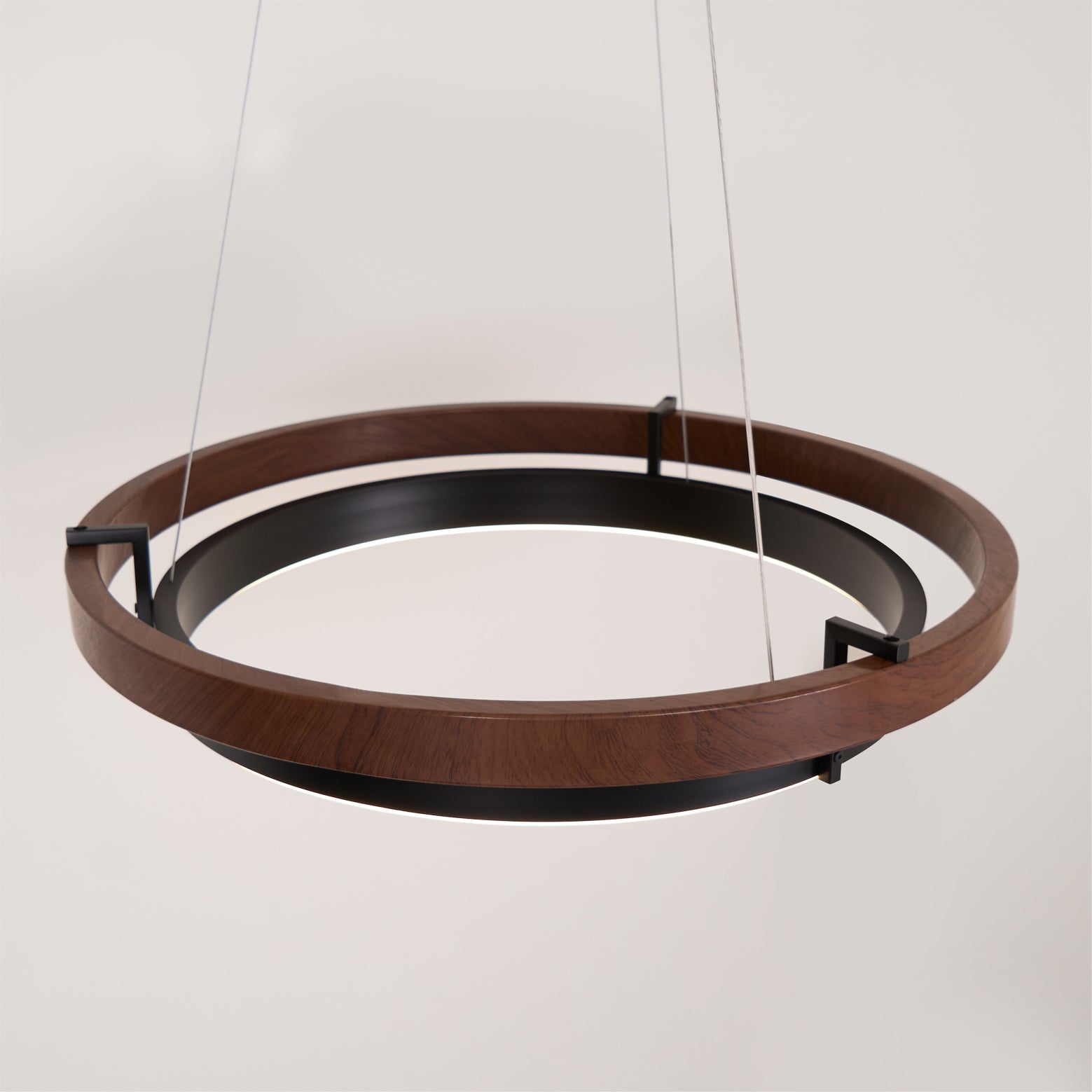 Pendelleuchte Walnuss Metall Ringförmig, Modernes LED Design