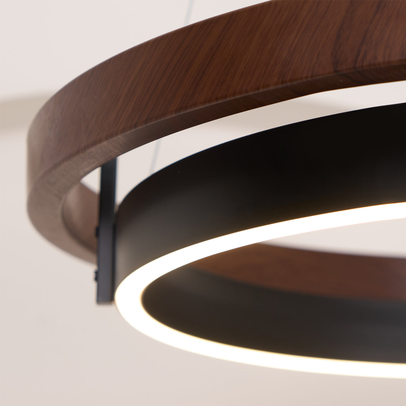 Pendelleuchte Walnuss Metall Ringförmig, Modernes LED Design