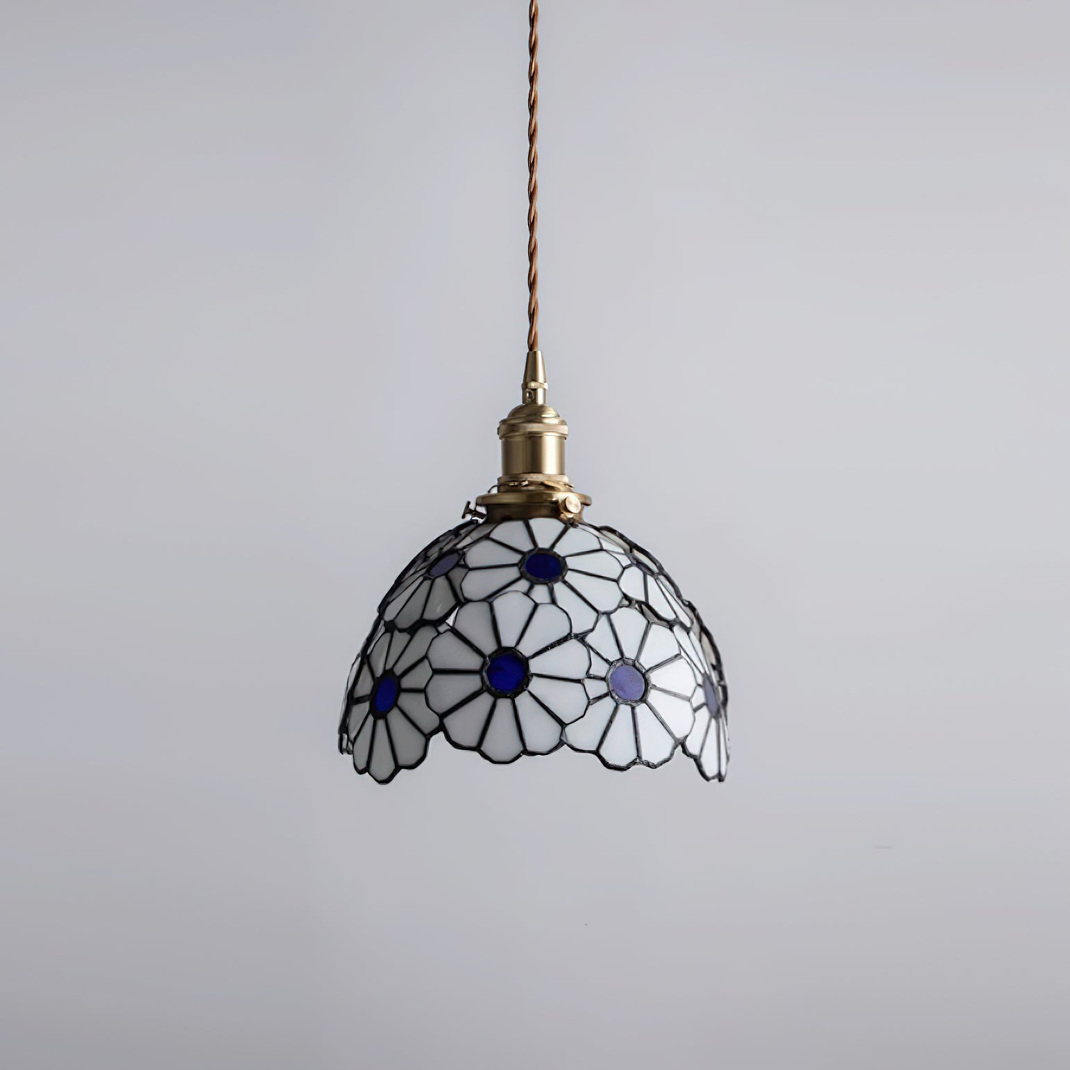 Buntglas Pendelleuchte Blumenform, Handgefertigt aus Messing, Vintage Dimmbar