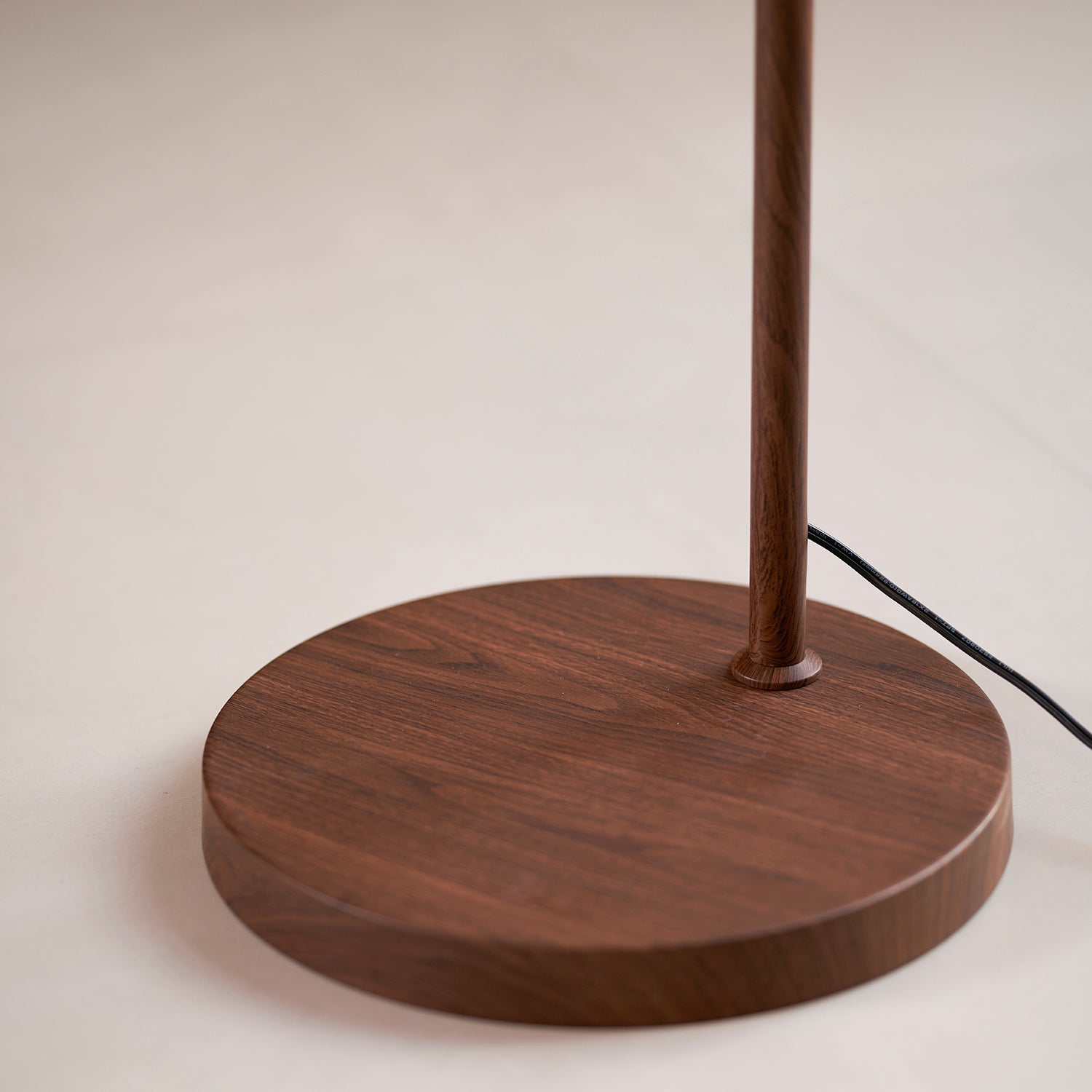 Bogen Stehlampe Holzoptik, Design Stehleuchte Verstellbar E27
